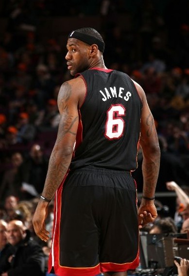 了莱万的优 了莱万的优