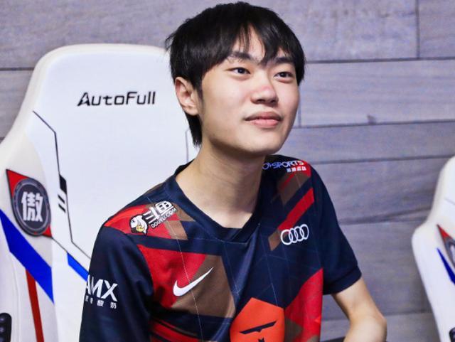 成上下篇S 成上下篇S